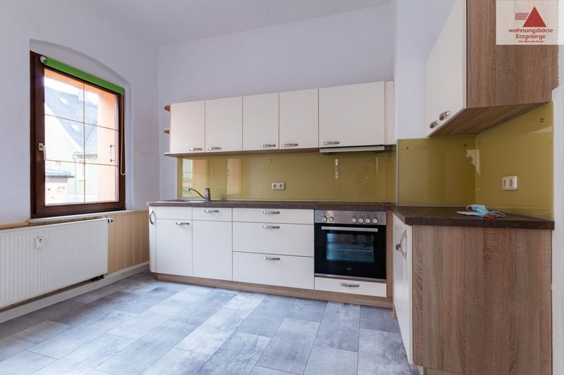Sanierte Altbauwohnung im 1. Obergeschoss mit moderner Einbauküche - obere Stadt von Annaberg